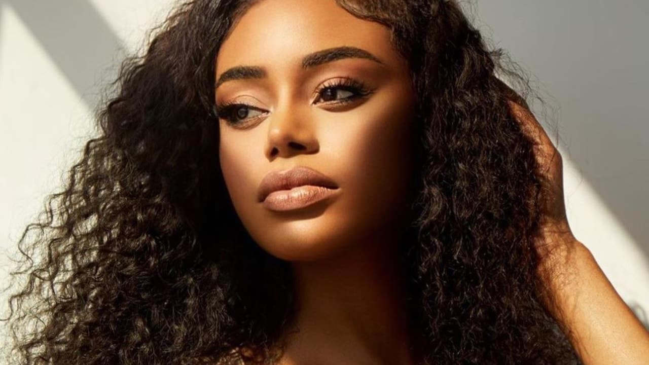Cover Image for Model Maleesa Mooney Found Dead In Refrigerator At Her Downtown Apartment