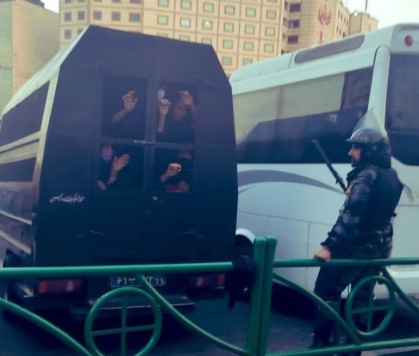 Cover Image for Iran Protests; first demonstrator sentenced to death over riots