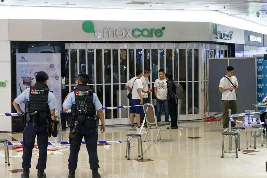 Cover Image for Man Stabs Two Women To Death In Knife Attack At Hong Kong Mall