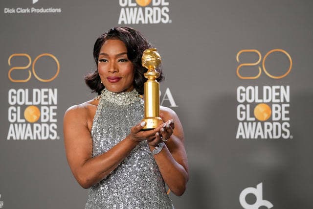 Cover Image for Golden Globes Awards: Women Who Made The Winning List!