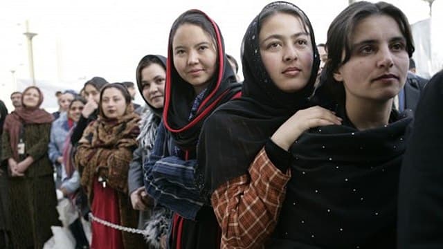 Cover Image for Taliban ban Afghan women from working in NGOs