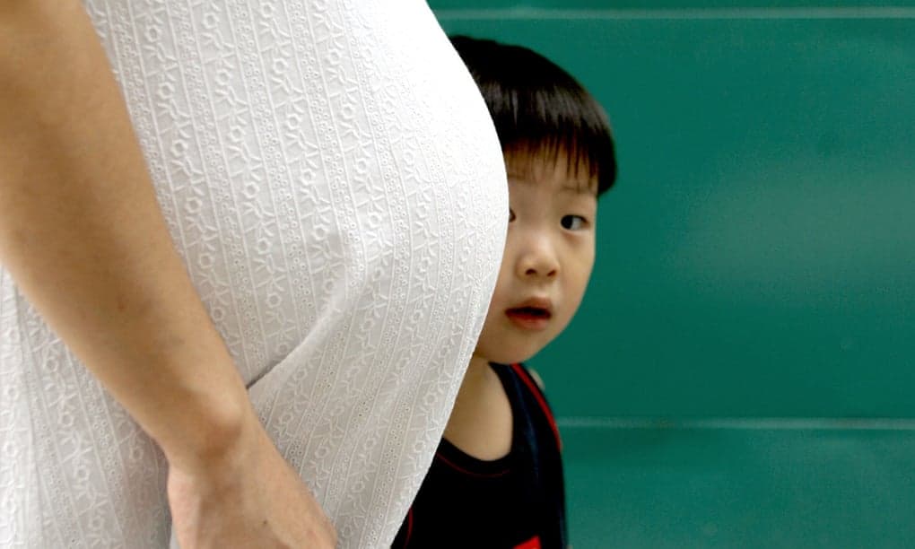 Cover Image for Seoul: More South Korean Women Consider Marriage and Childbearing Not Mandatory: Survey