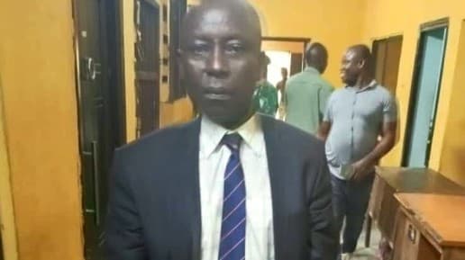 Cover Image for Akwa Ibom Women Protest Lawyer Barrister Ekere Ebong’s Assault On Wife